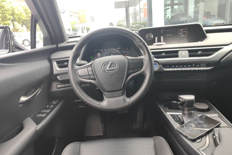 Used Lexus UX 2019 260h Explore-Cool Edition China V Standard Steering Wheel