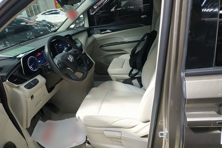 Used Buick GL8 2021 ES Landtrek 653T Comfort Edition