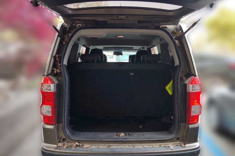 Used CHANGAN OSHAN X70A 2018 1.5L Manual Luxury Model
