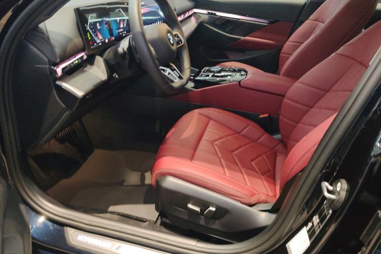 Used BMW 5 Series 2025 525Li M Sport Package
