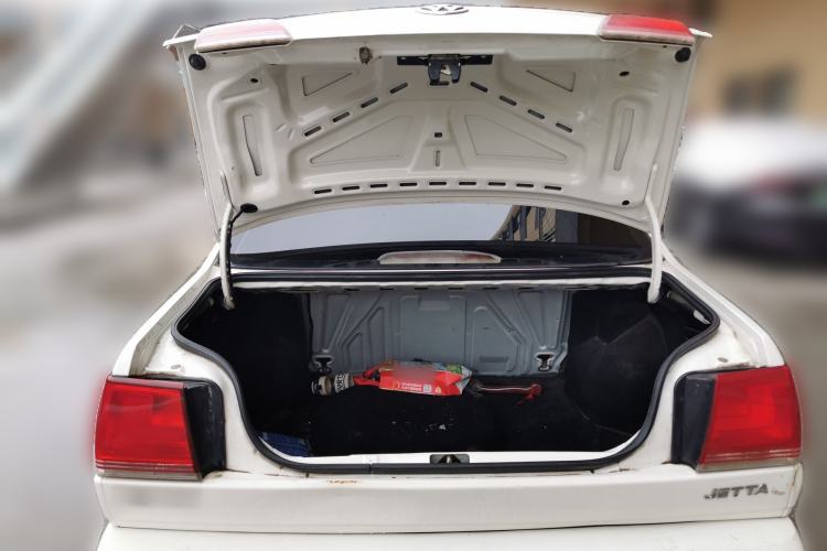 Used Volkswagen Jetta 2012 1.6L Commemorative Edition
