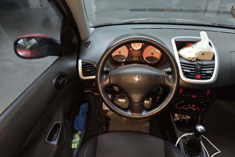Used Peugeot 207 2011 Hatchback 1.4L Manual Yule Edition Steering Wheel