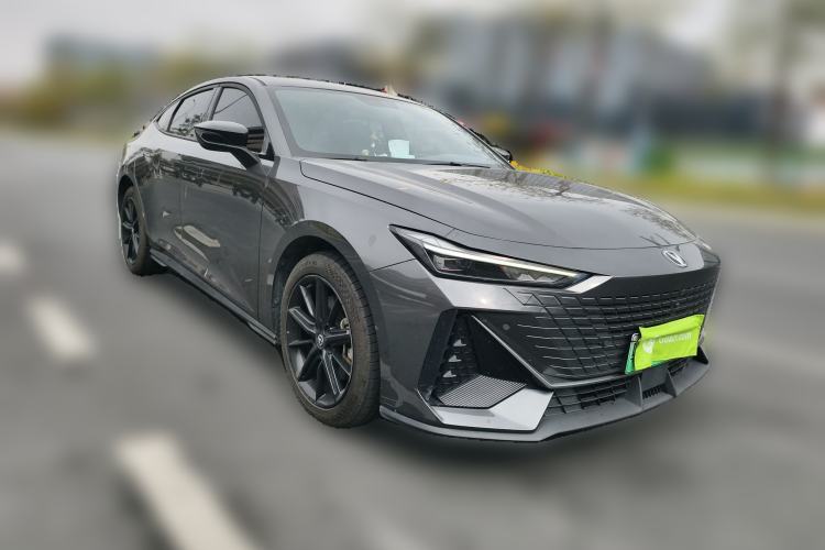 Used Changan UNI-V iDD 2023 Zhidian iDD 1.5T 113km Smart & Fun Version (Rapid Edition)