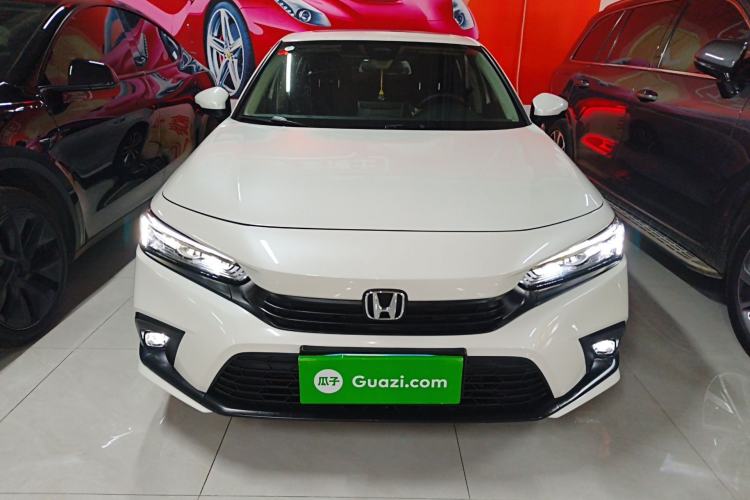 Used Honda Civic 2023 240TURBO CVT Dynamic · Center Stage Special Edition Front