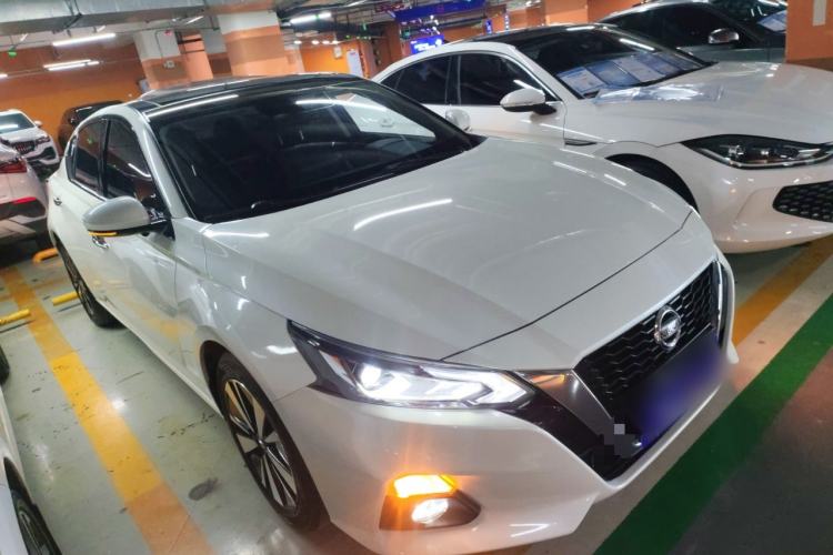 Used Nissan Teana 2021 2.0L XL Comfort Edition Front Right 45 Deg