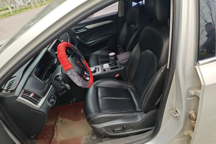 Used Roewe i6 New Energy 2017 45T Hybrid Connect & Smart Enjoyment Edition Driver Seat