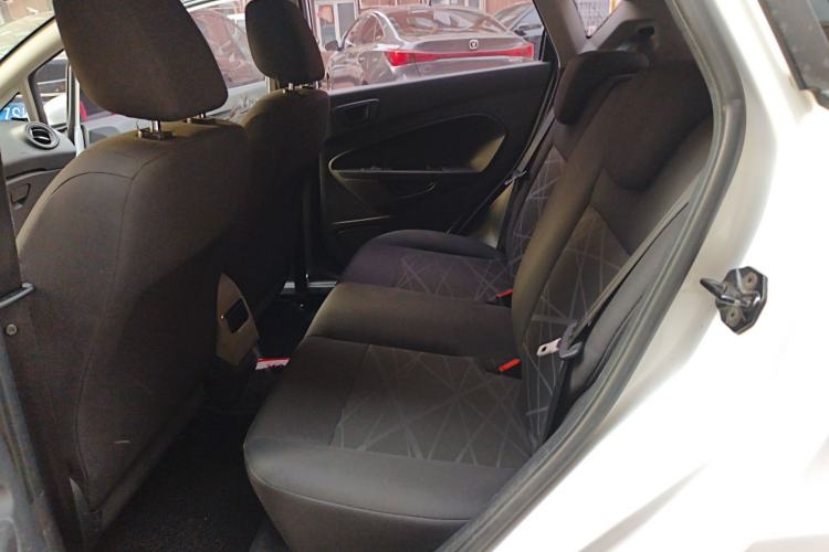 Used Ford Fiesta 2013 Hatchback 1.5L Manual Fashion Edition