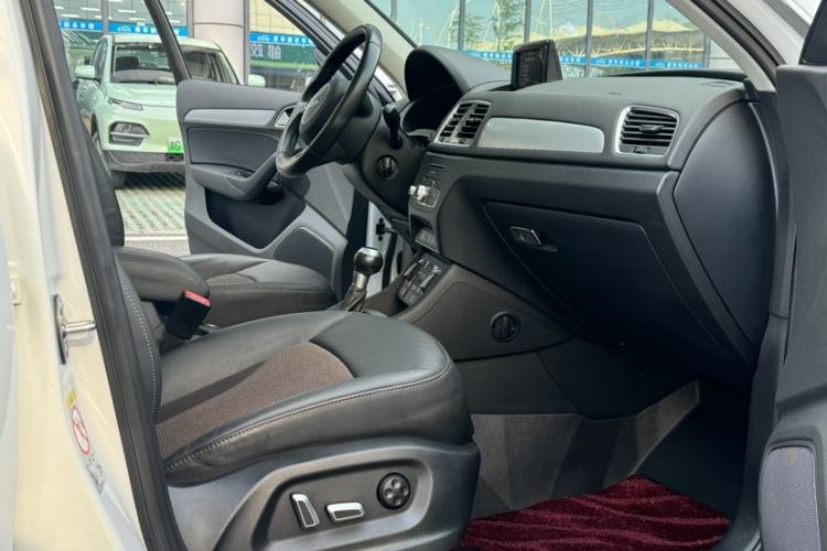 Used Audi Q3 2018 30th Anniversary Edition 30 TFSI Fashion Model
