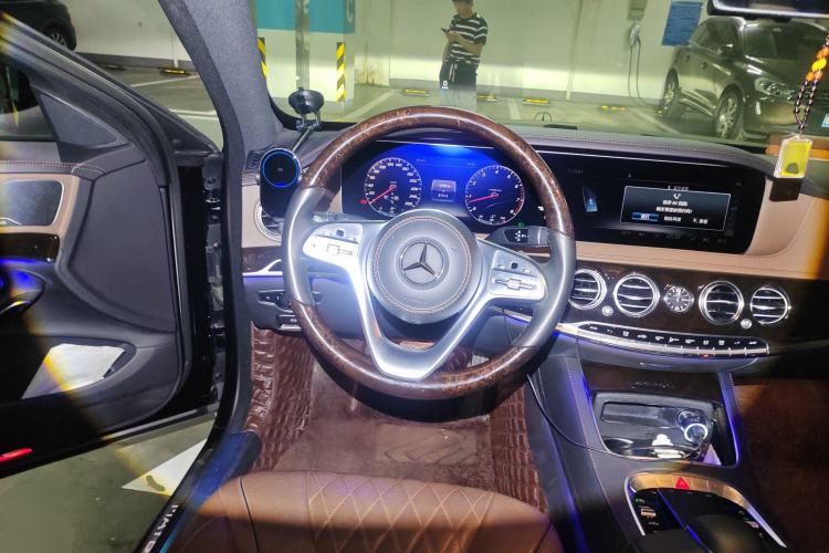 Used Mercedes-Benz Maybach S-Class 2019 Refresh S 450 4MATIC Steering Wheel