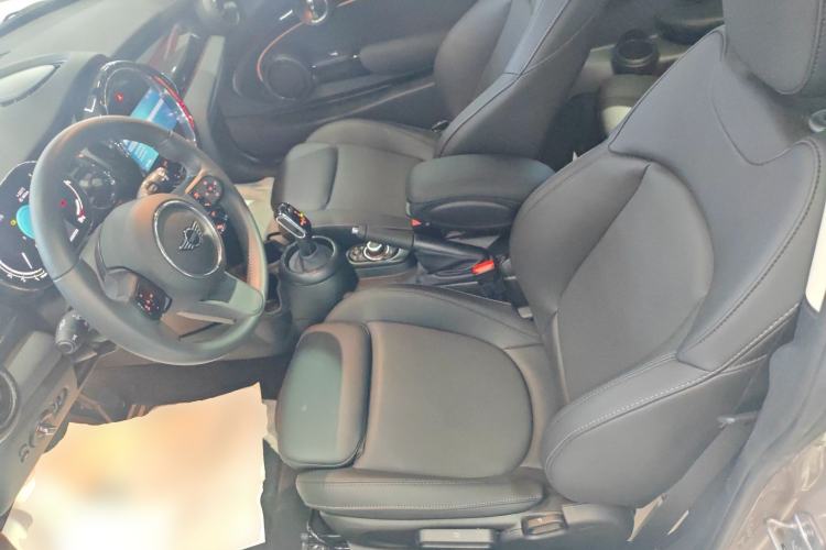 Used MINI 2023 Updated 1.5T COOPER Artist
