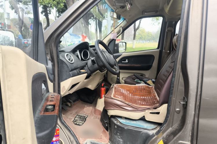 Used CHANGAN KAICHENG Ruixing M80 2014 1.5L Standard Version 4G15S
