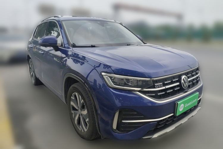 Used Volkswagen Tayron GTE Plug-in Hybrid 2023 280TSI Luxury Plus Advanced Edition Front Right 45 Deg