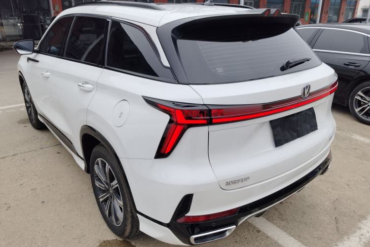 Used CHANGAN CS75 PLUS 2024 3rd Generation Champion Edition 1.5T Intelligent Drive Dynamic Model
