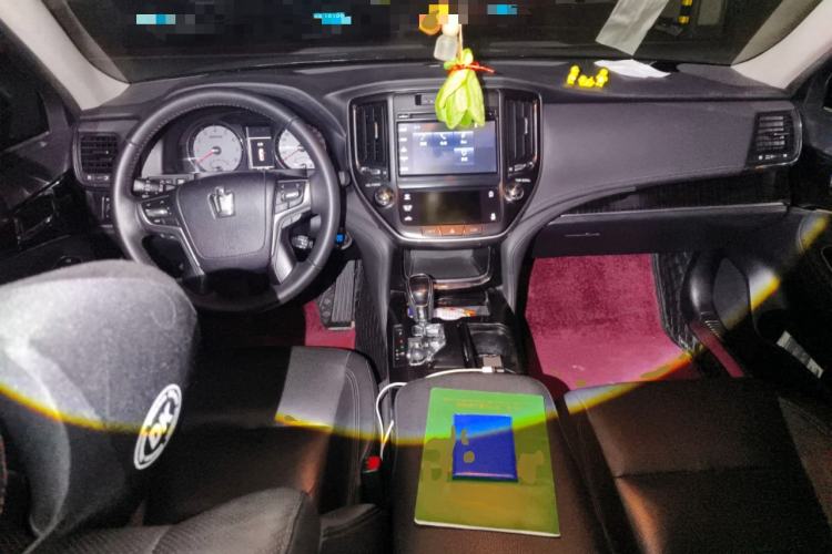 Used Toyota Crown 2015 2.0T Fashion Edition
