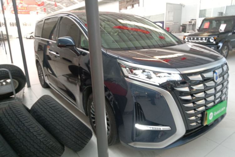 Used Denza D9 2022 DM-i 970 Four-Wheel Drive Prestige Model
