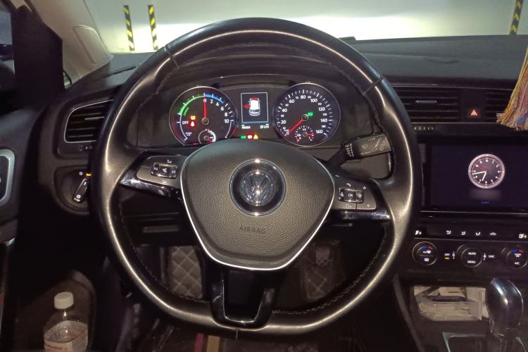 Used Volkswagen Golf Pure Electric 2020 Chari Steering Wheel
