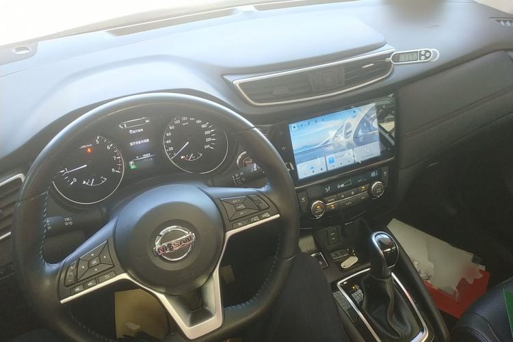 Used Nissan Qashqai 2022 2.0L CVT XV Premier Luxury Edition Center Console