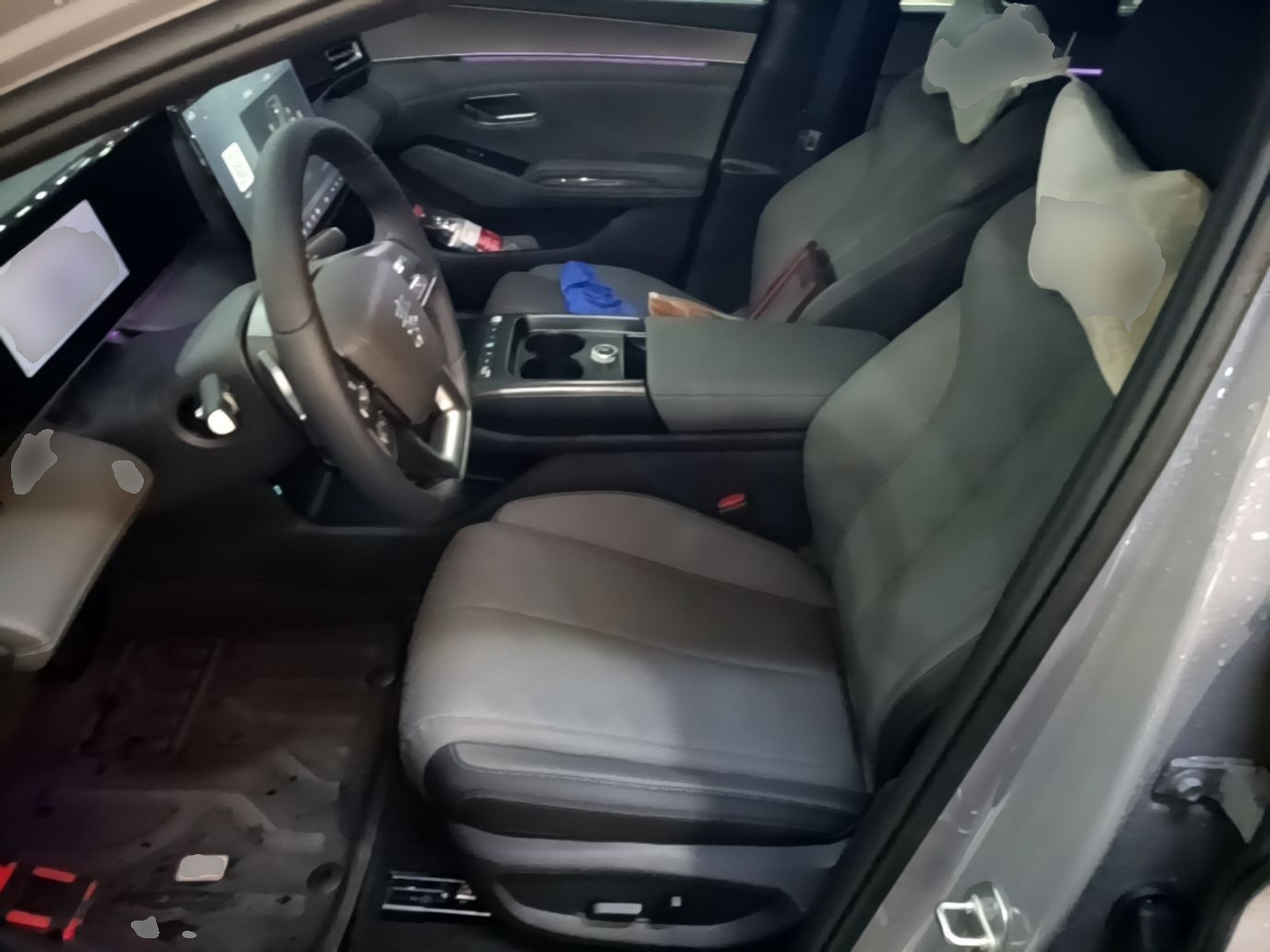 Vordere Reihe im Auto