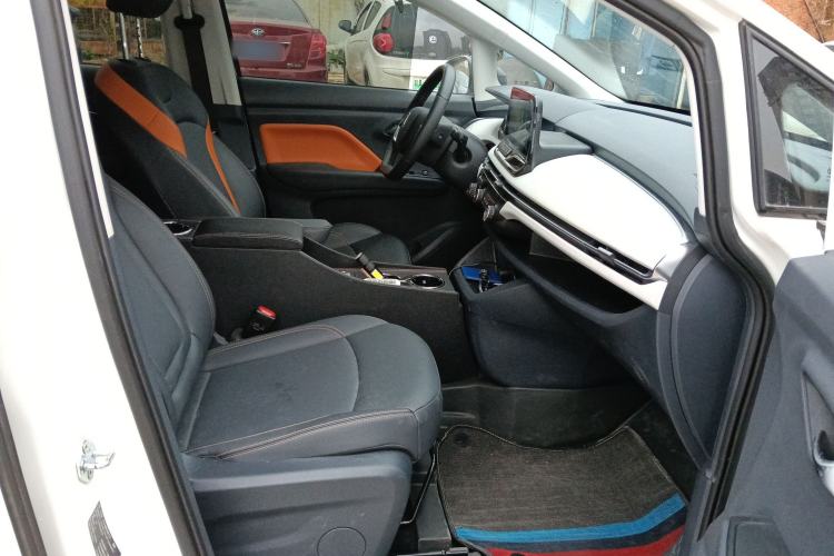 Used Bestune NAT 2022 Comfortable Travel Battery-Swapping Taxi Version