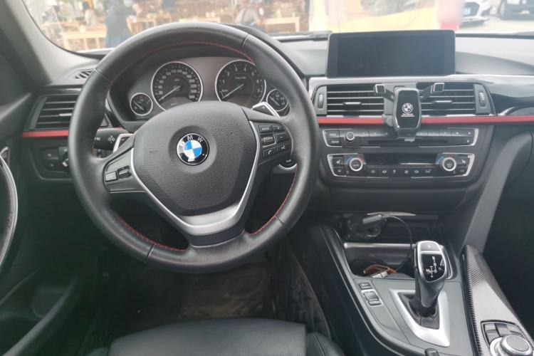 Used BMW 3 Series 2013 320i Sport Edition
