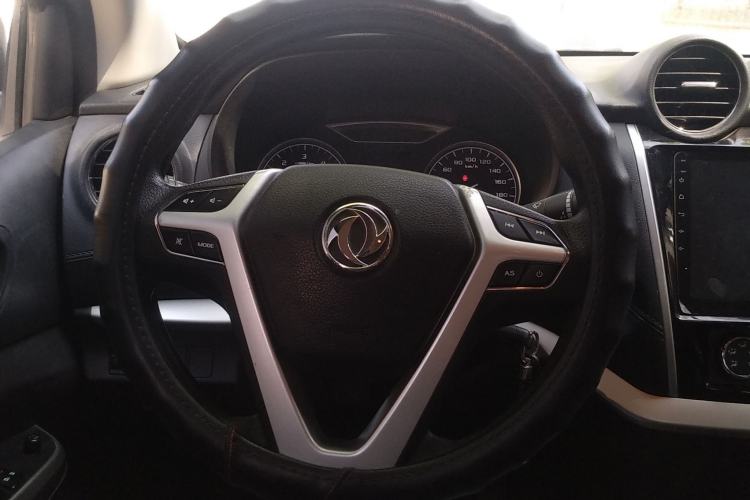 Used Dongfeng Ruichi 6 2020 2.3T Manual Two-Wheel Drive Diesel Standard Version China VI Emission Standard with Long Cargo Bed M9T Steering Wheel