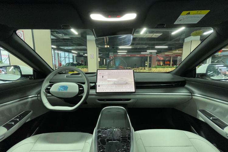 Used CHANGAN NEVO A07 2025 Blue Whale Range-Extending Model 140 Elite Version Interior 2