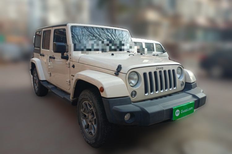 Used Jeep Wrangler 2015 3.0L Sahara Four-Door Comfort Edition
