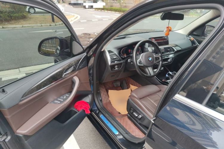 Used BMW X3 2020 xDrive30i Luxury Model with M Sport Package
