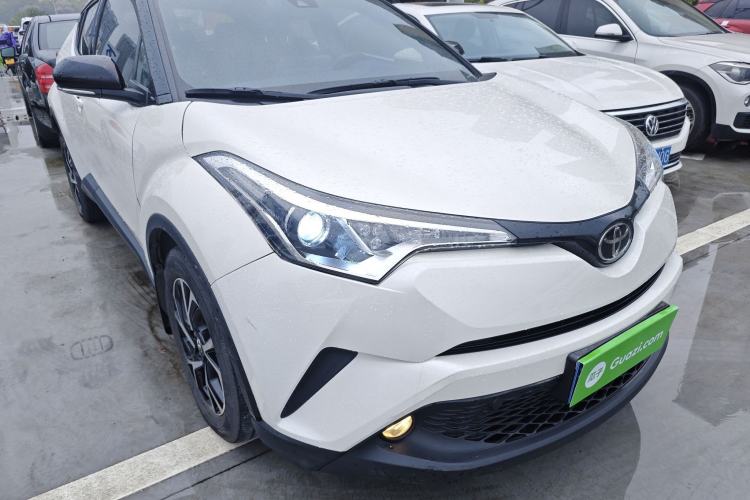Used Toyota C-HR 2020 2.0L Leading Edition Exterior 1