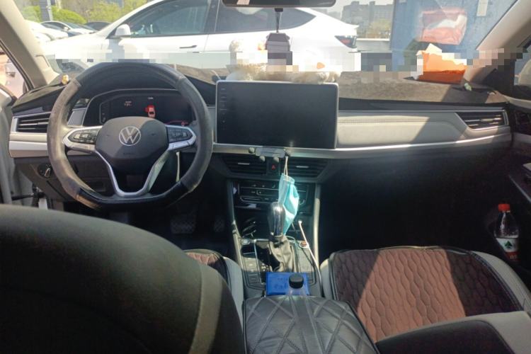 Used Volkswagen Bora 2023 280TSI DSG Prestige Edition Center Console