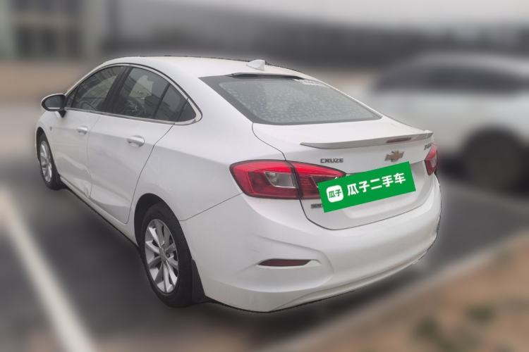 Used Chevrolet Cruze 2017 1.5L Automatic Pioneer Sunroof Edition