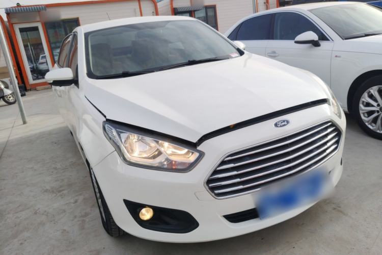 Used Ford Escort 2015 1.5L Manual Comfort Model