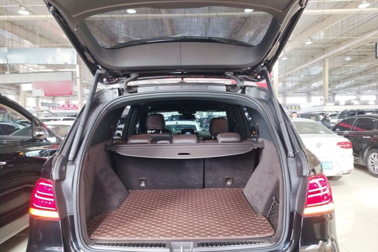 Used Mercedes-Benz GLE 2018 GLE 320 4MATIC Dynamic Edition Collector's Edition Trunk