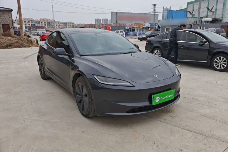 Used Tesla Model 3 2023 Rear-Wheel-Drive Version
