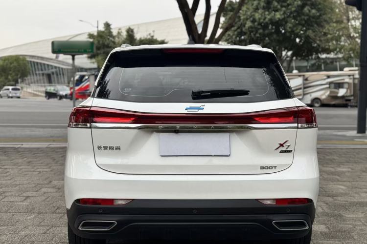Used Oshan X7 PLUS 2023 Enjoy Edition 1.5T Automatic Prestige 7-Seater