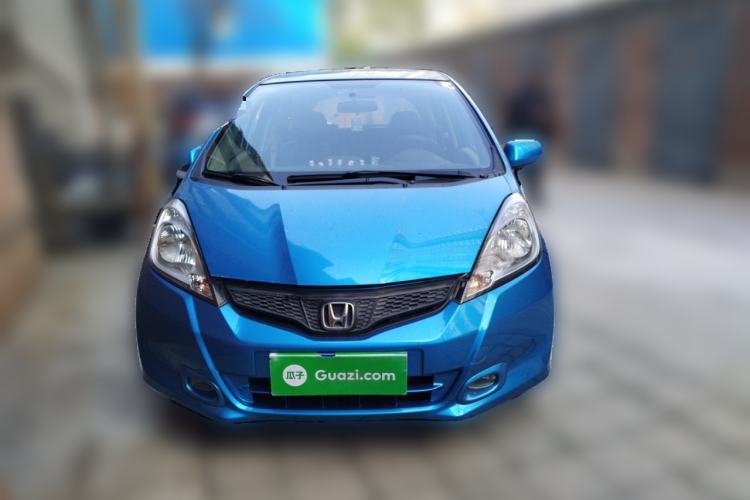 Used Honda Fit 2011 1.3L automatic comfort version