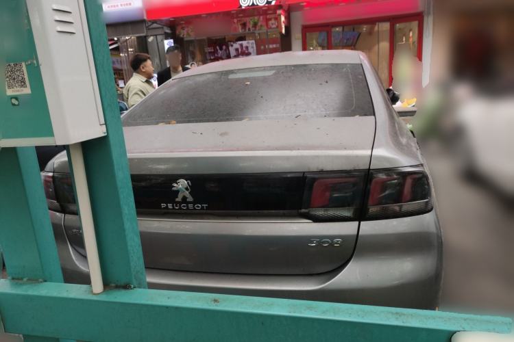 Used Peugeot 308 2016 1.6L Manual Fashion Edition