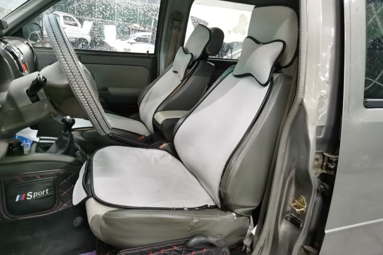 Used Foday Lion F16 2013 2.0T Diesel Two-Wheel Drive Entry-Level 4F20TC1
