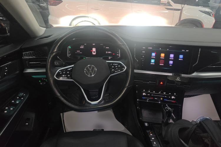 Used Volkswagen Passat 2022 330TSI Starry Luxury Edition
