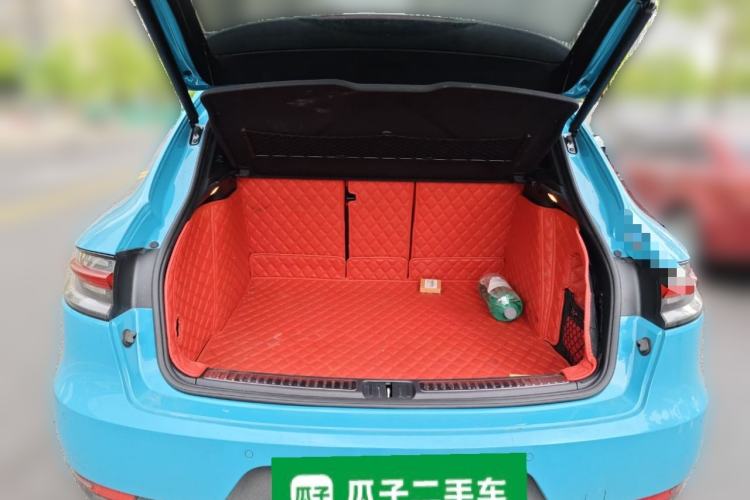 Used Porsche Macan 2020 Macan 2.0T Trunk