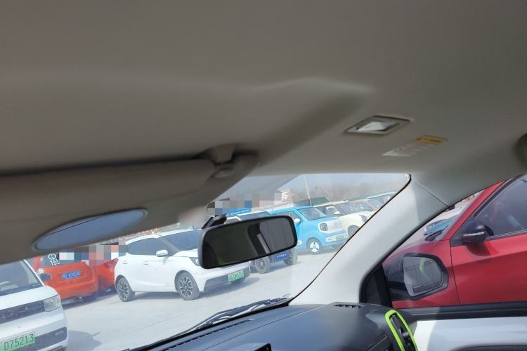 Used Roewe Clever 2021 302 km New Four-Seater Super-Efficient Version
