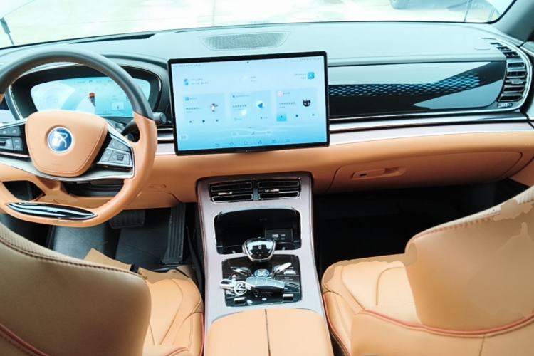 Used BYD Han 2022 EV Genesis Edition 715 km Front-Wheel-Drive Flagship Model
