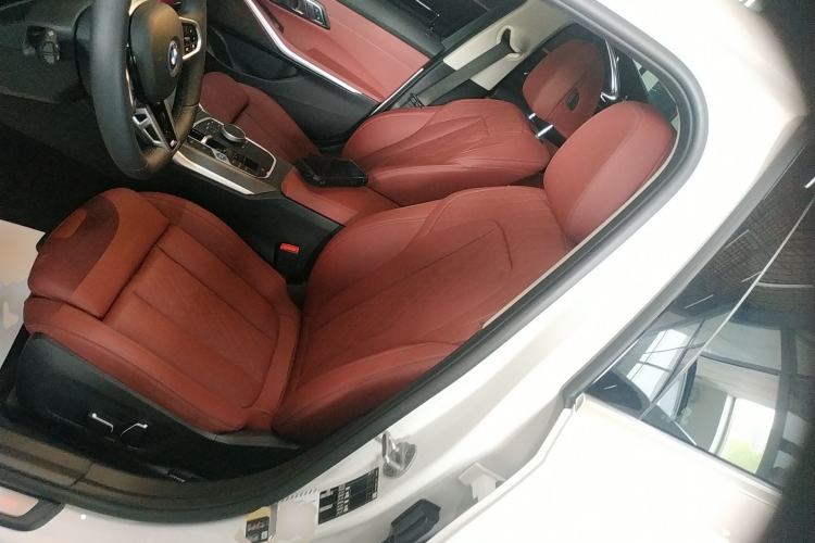 Used BMW i3 2025 eDrive 35 L Left Front Seat