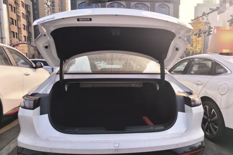 Used Changan Eado 2026 Model, Fourth Generation, 1.5T 500Bar Dynamic Enjoyment Edition
