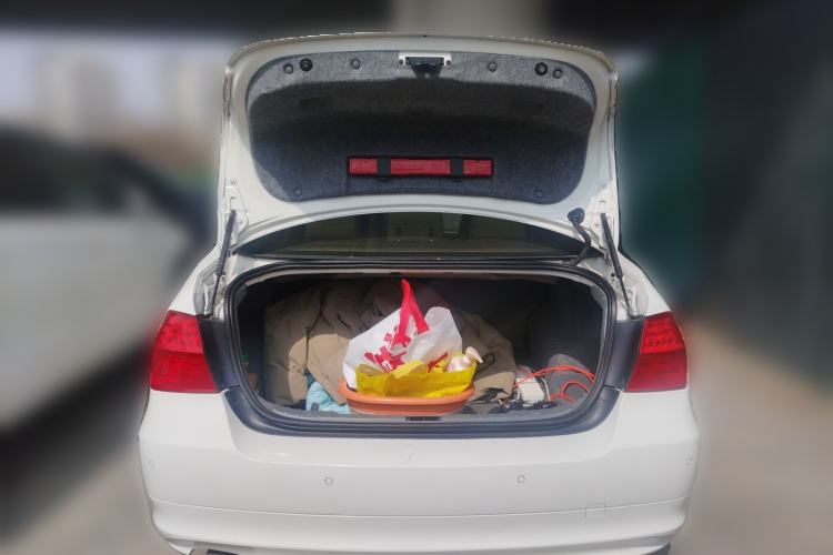 Used BMW 3 Series 2012 318i Leading Model
