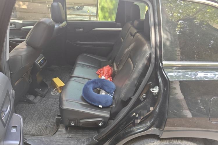 Used Toyota Highlander 2018 2.0T Four-Wheel Drive Prestige Version 7 Seats China VI Standard Left Rear Seat