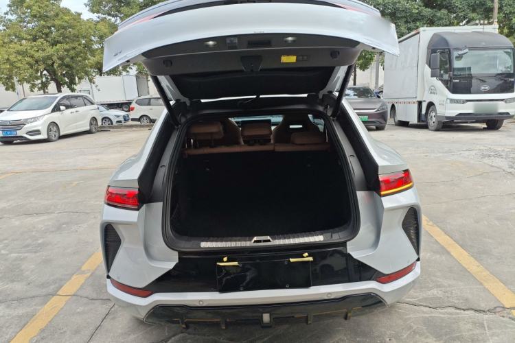Used BYD Song L EV 2025 662 km Ultra-Range Version Trunk
