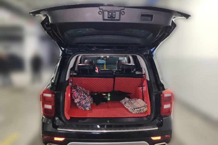 Used GAC Trumpchi GS8 2017 320T Two-Wheel Drive Luxury Smart Connectivity Version (7 Seats)
