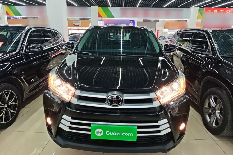 Used Toyota Highlander 2018 2.0T Four-Wheel Drive Luxury Version 7 Seats China VI Standard
