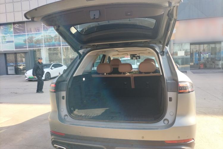 Used Chery Tiggo 8 L 2024 2.0T Two-Wheel Drive Prestige Version 5 Seats